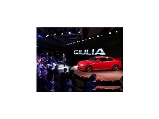 Alfa Romeo Giulia naživo, nový Ford S-Max v prvej jazde a Kia Rio